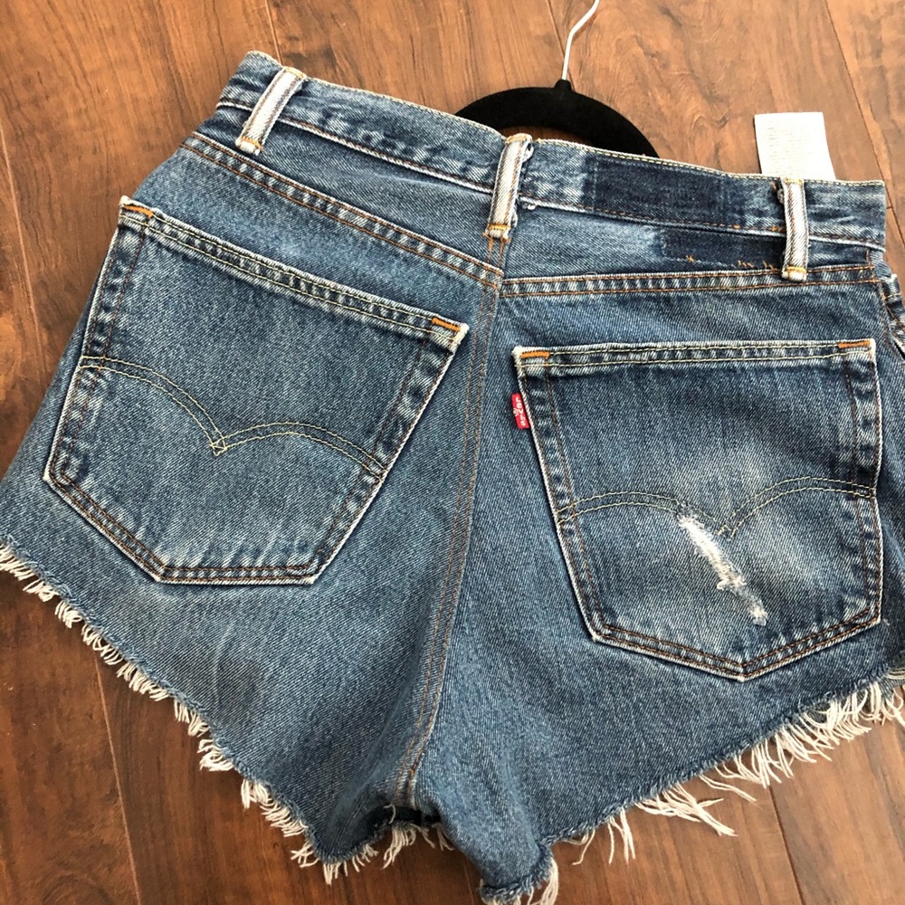 Urban outfitter Levi’s Reworked denim shorts - Picture 3 of 5